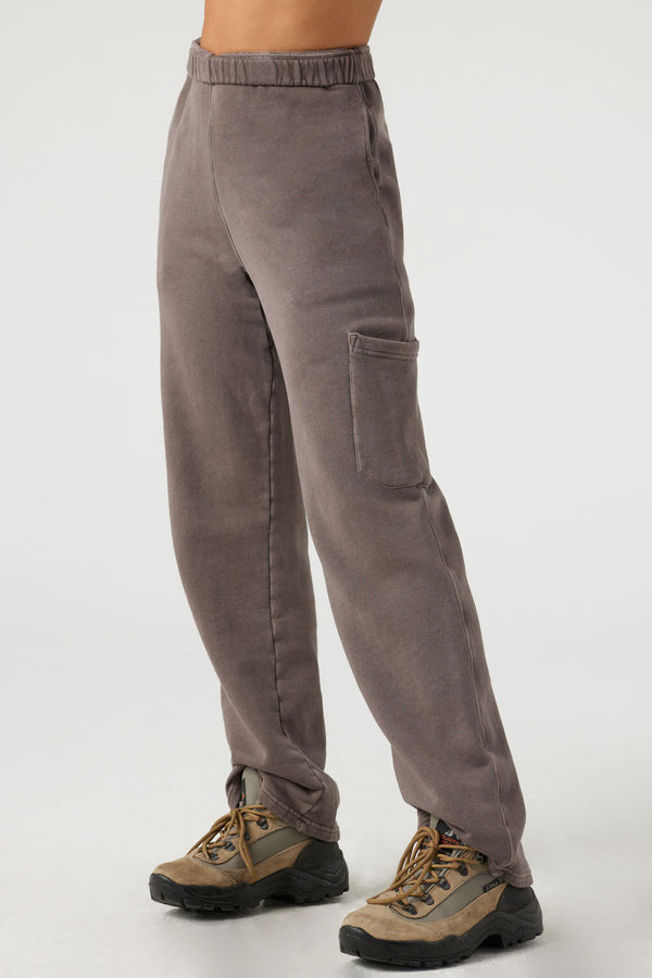 Kick Back Distressed Joggers in Heather Gray – Gina Marie's Brown Street  Boutique