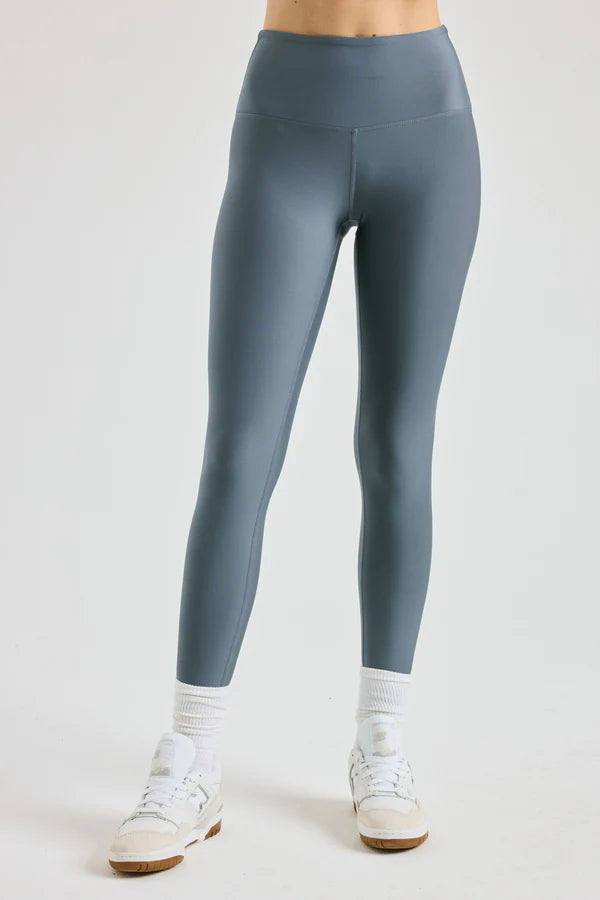 YEAR OF OURS RECYCLED HIGH RISE SPORT LEGGING